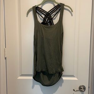 Lululemon tank